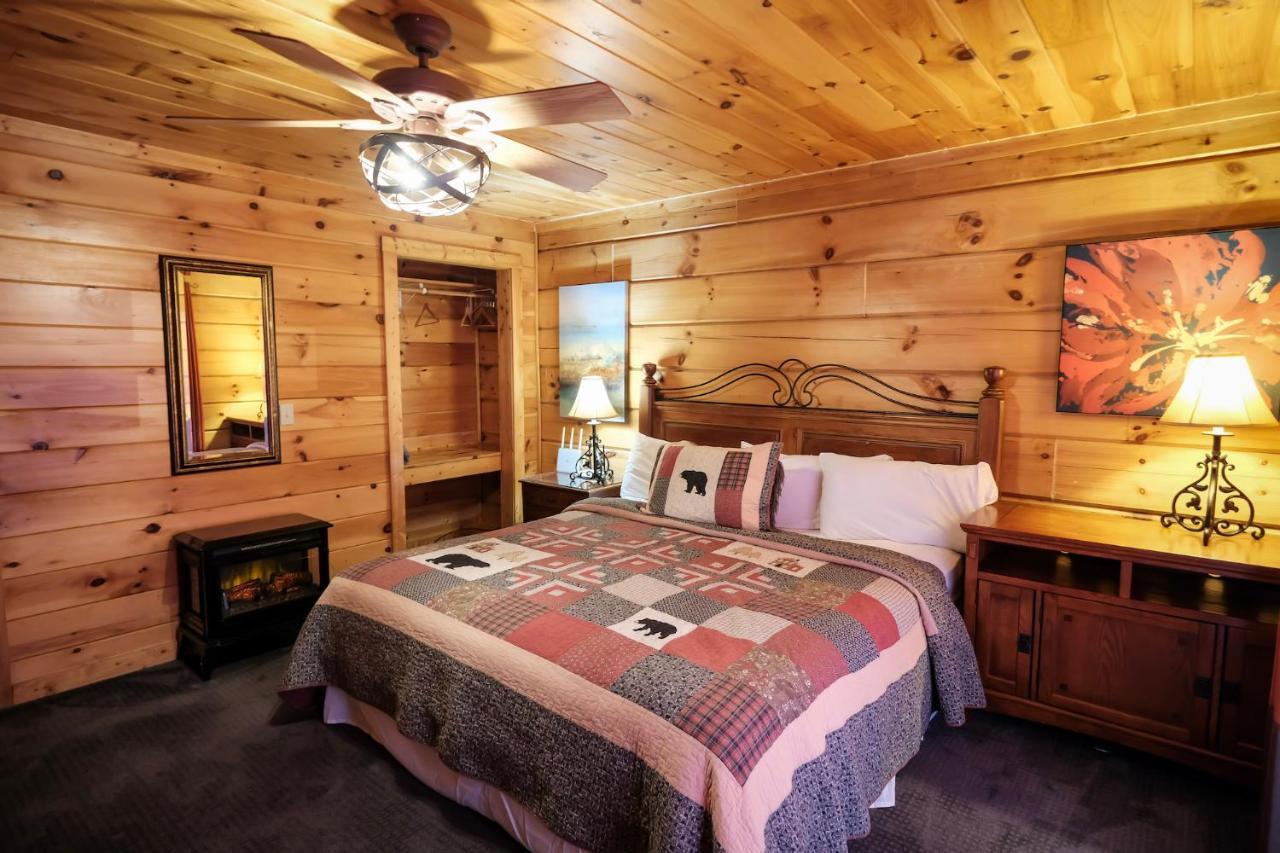 Lazy Bear Lodge Gatlinburg Buitenkant foto