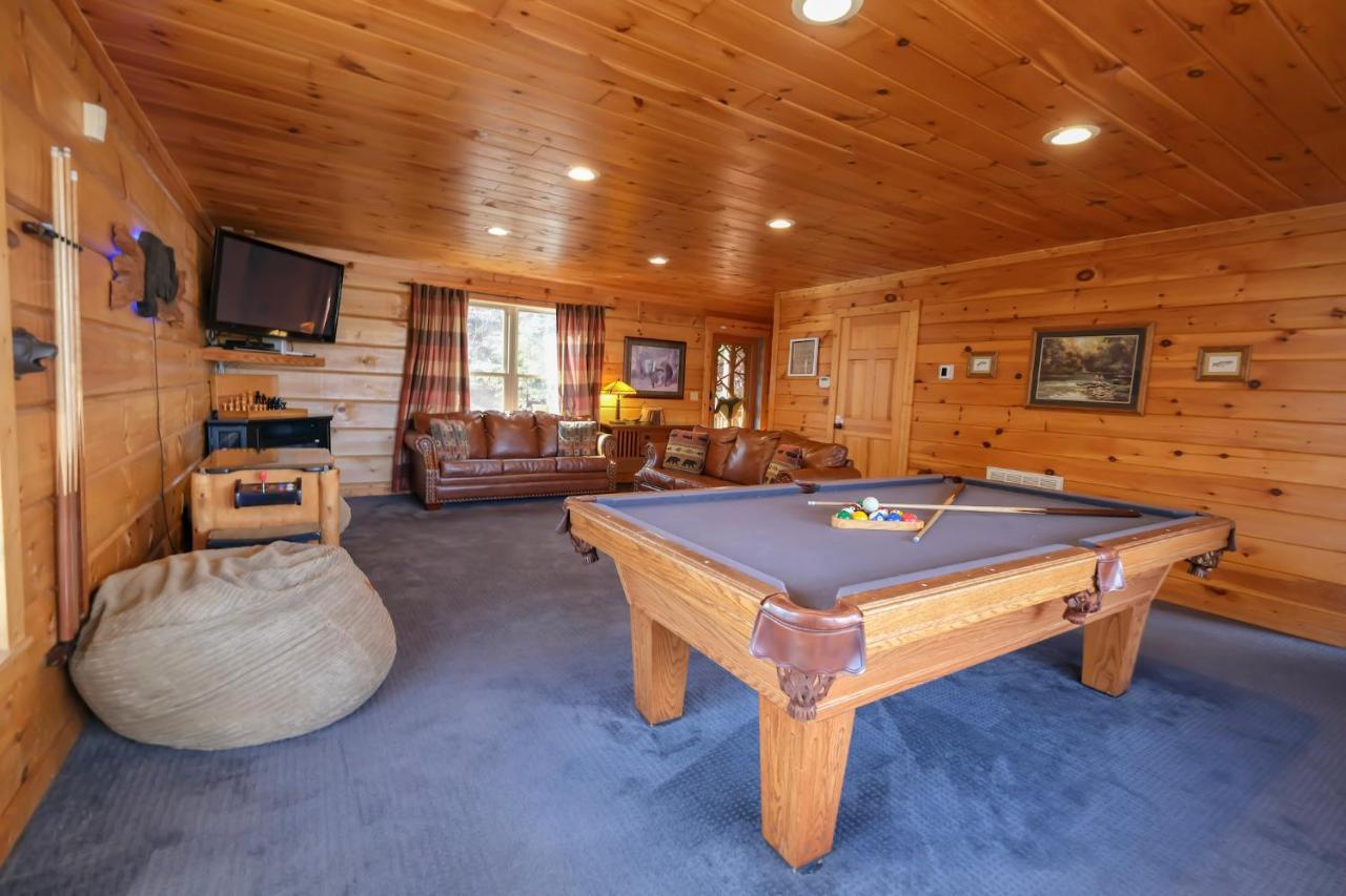Lazy Bear Lodge Gatlinburg Buitenkant foto