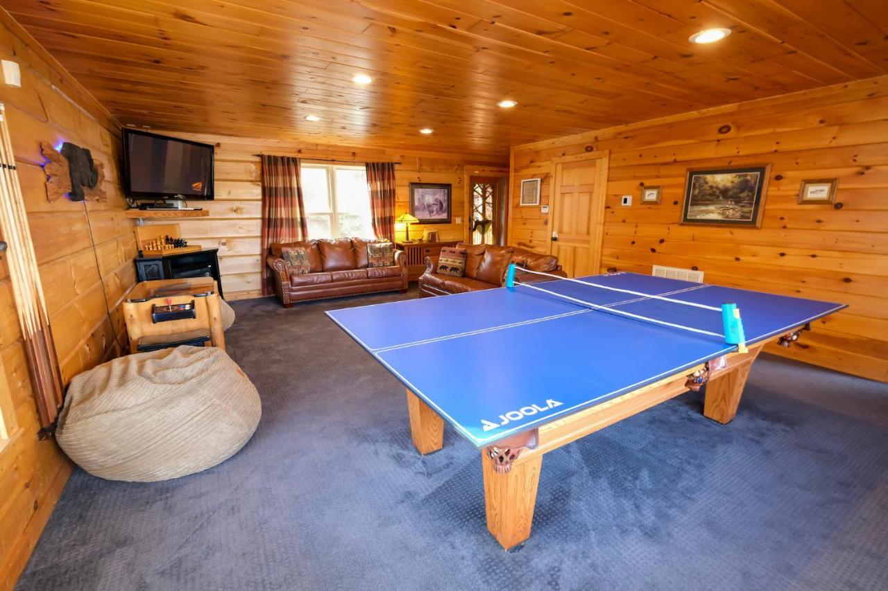 Lazy Bear Lodge Gatlinburg Buitenkant foto