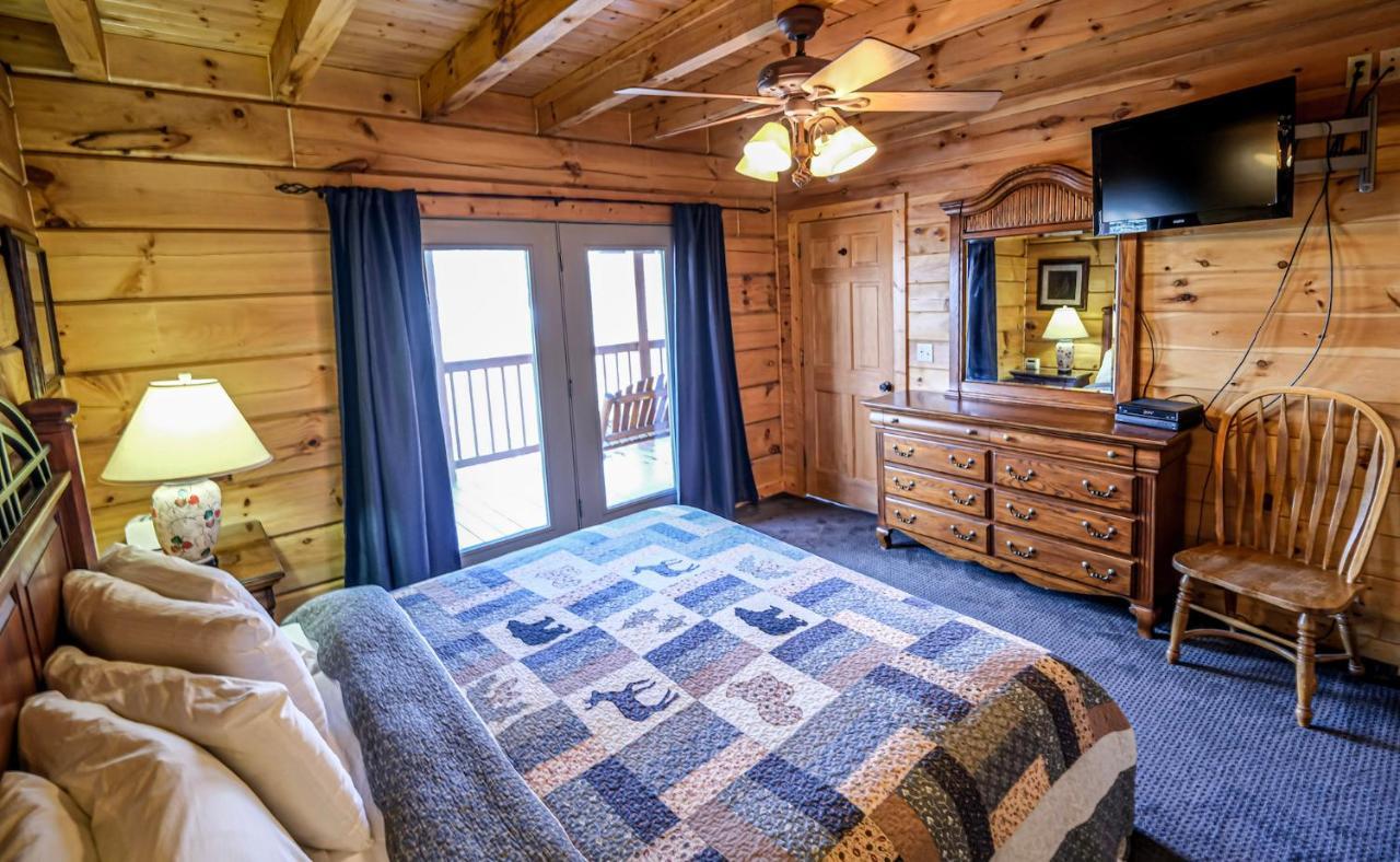 Lazy Bear Lodge Gatlinburg Buitenkant foto