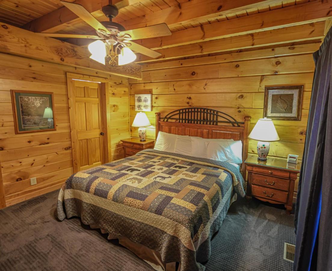 Lazy Bear Lodge Gatlinburg Buitenkant foto